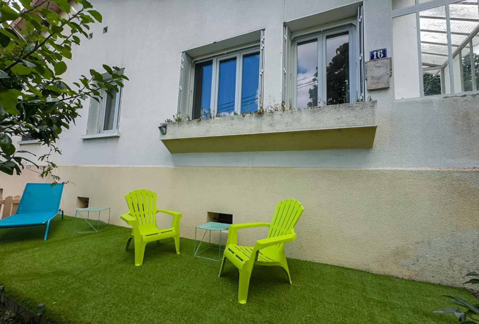 Serenity Suite Vénissieux Exterior photo